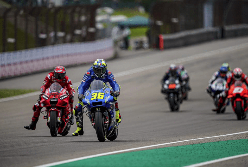 USEFUL POINTS IN SACHSENRING FOR SUZUKI RIDERS