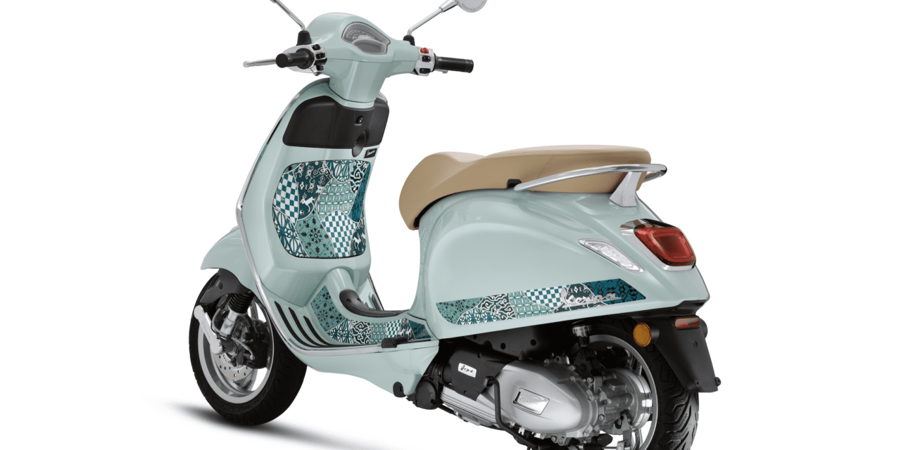 New VESPA PRIMAVERA BATIK