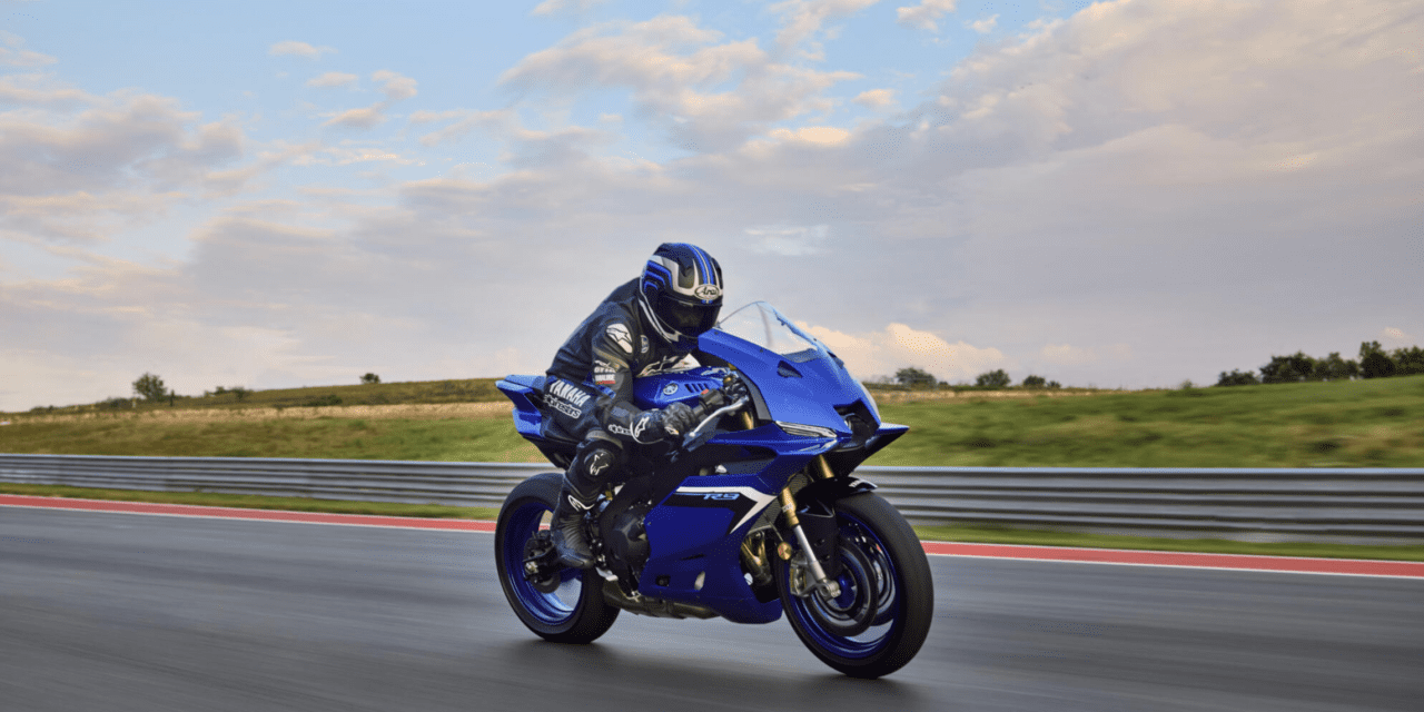 New Generation of Supersport Yamaha R9