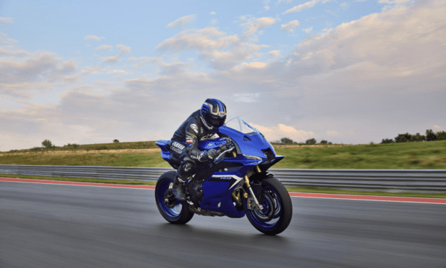 New Generation of Supersport Yamaha R9